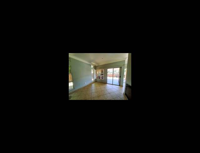 3 BEDROOM HOUSE FOR SALE IN ELDORAIGNE